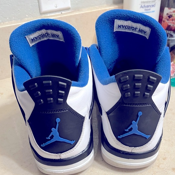 Nike Other - Jordan Retro 4"s "Motorsport" 2017 Size 9